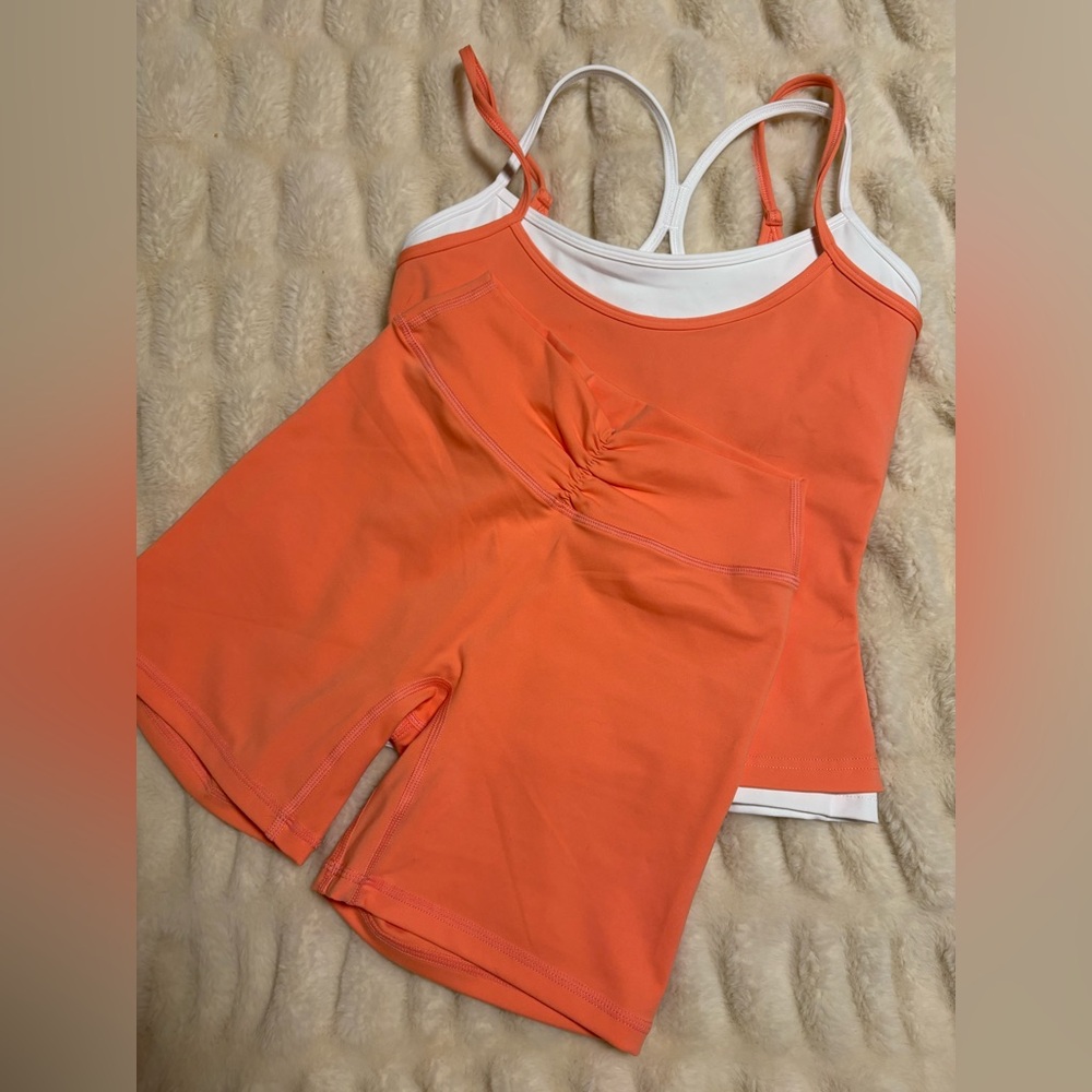 Liaison the label guava workout set!